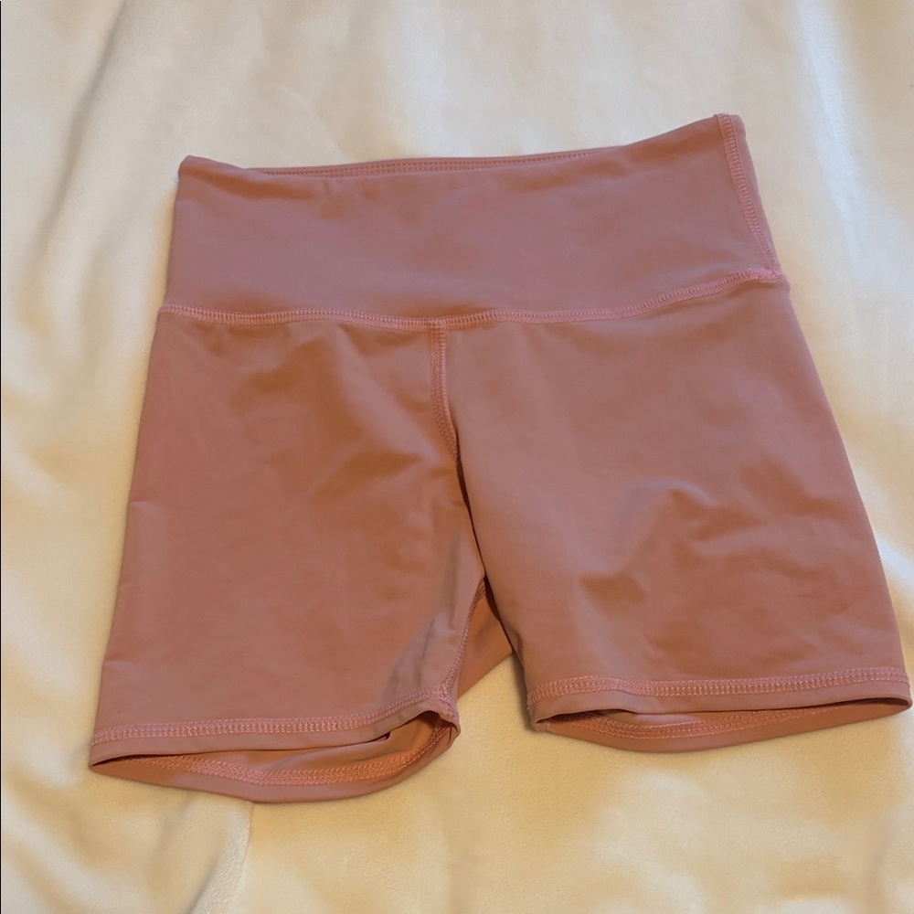 TIGER FRIDAY High-Waist AS Bike Shorts in Dusty Rose